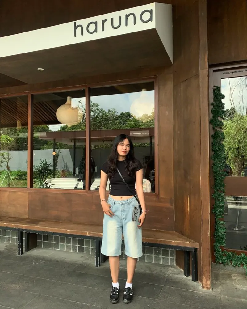 Black Crop Tee with Light Wash Denim Shorts