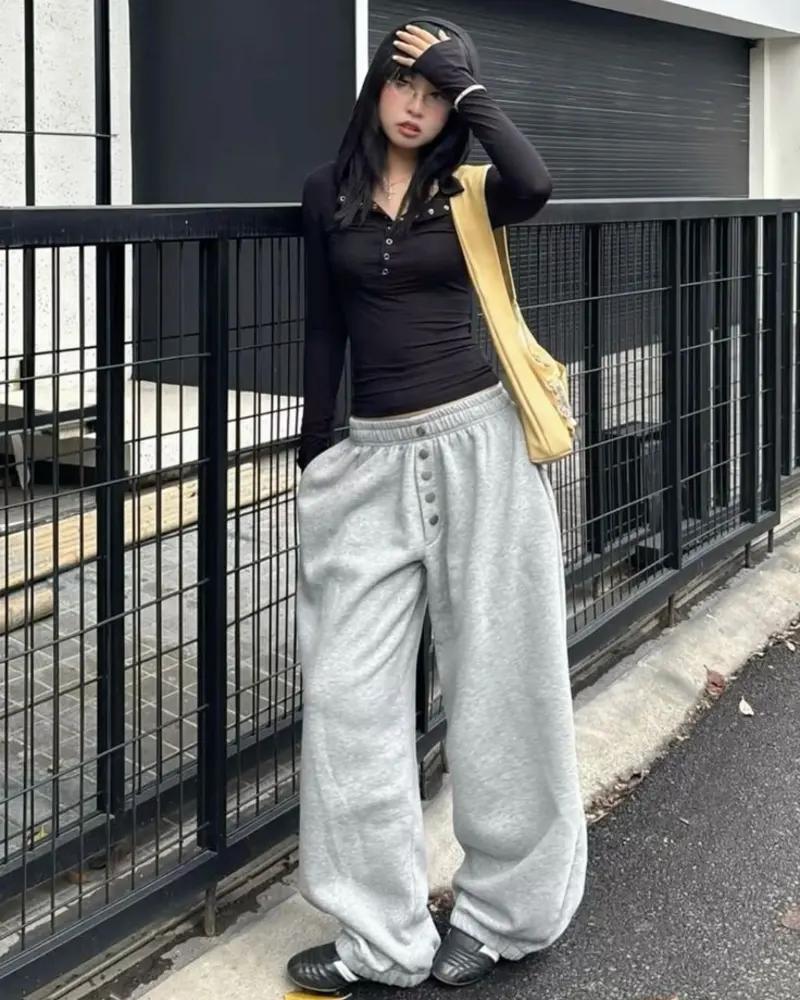 Black Ribbed Top and Grey Sweats Prove You Don't Need Much to Look Pulled Together