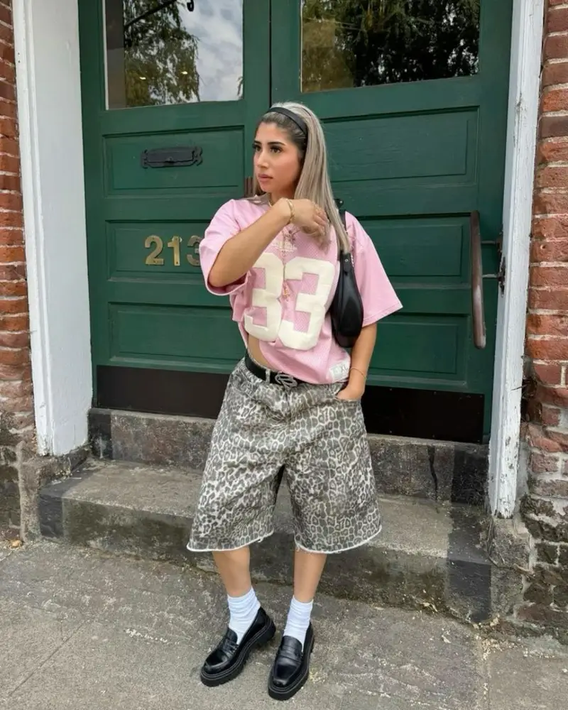 Pink Jersey Tee and Leopard Print Wide-Leg Bermuda Shorts with Loafers