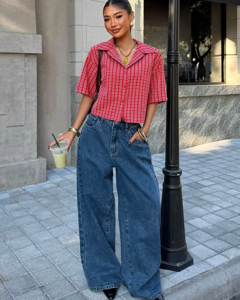 Red Plaid Crop Shirt + Baggy Wide-Leg Jeans