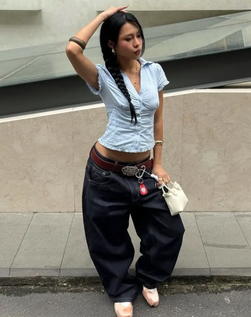 Ruffled Crop Top Looking This Good With Baggy Jeans