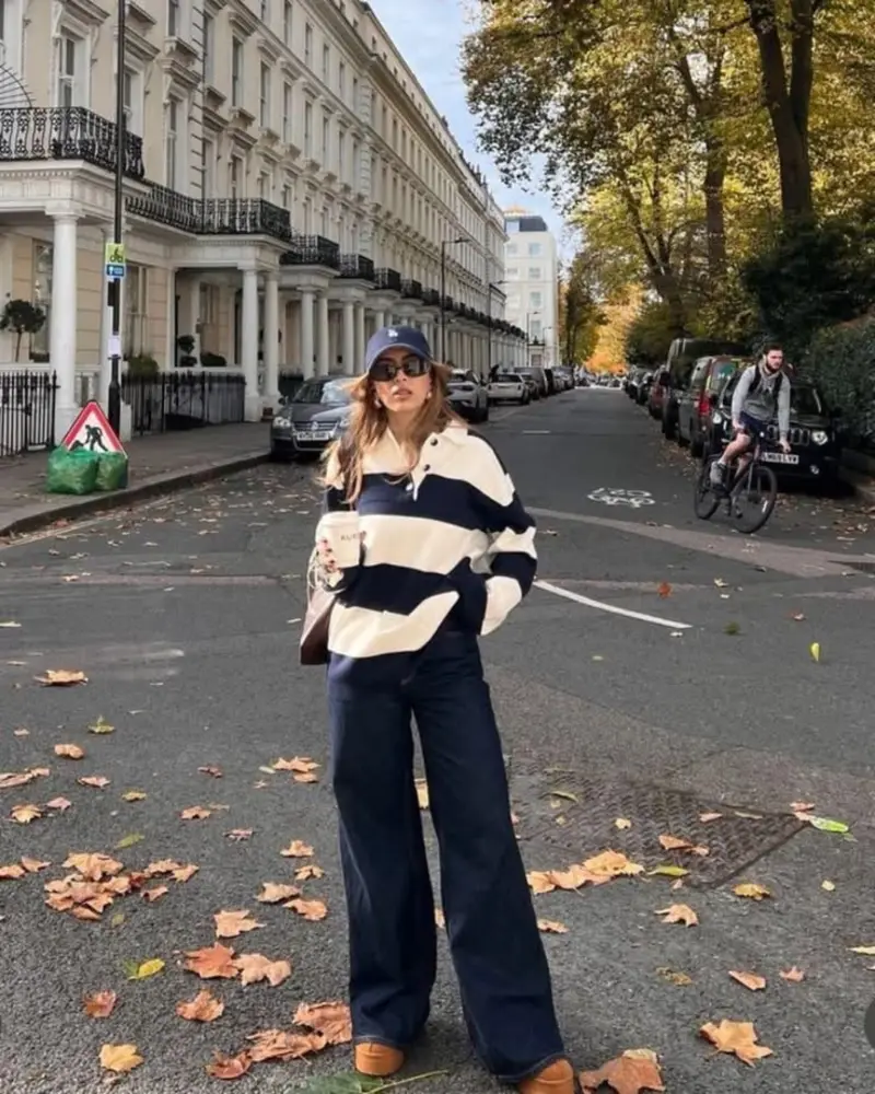 Striped Oversized Sweater With Wide-Leg Dark Jeans