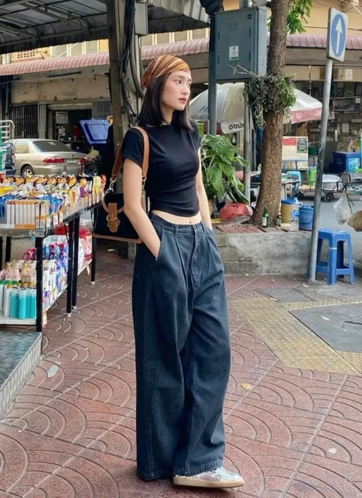The Crop Tee + Baggy Denim Street Style