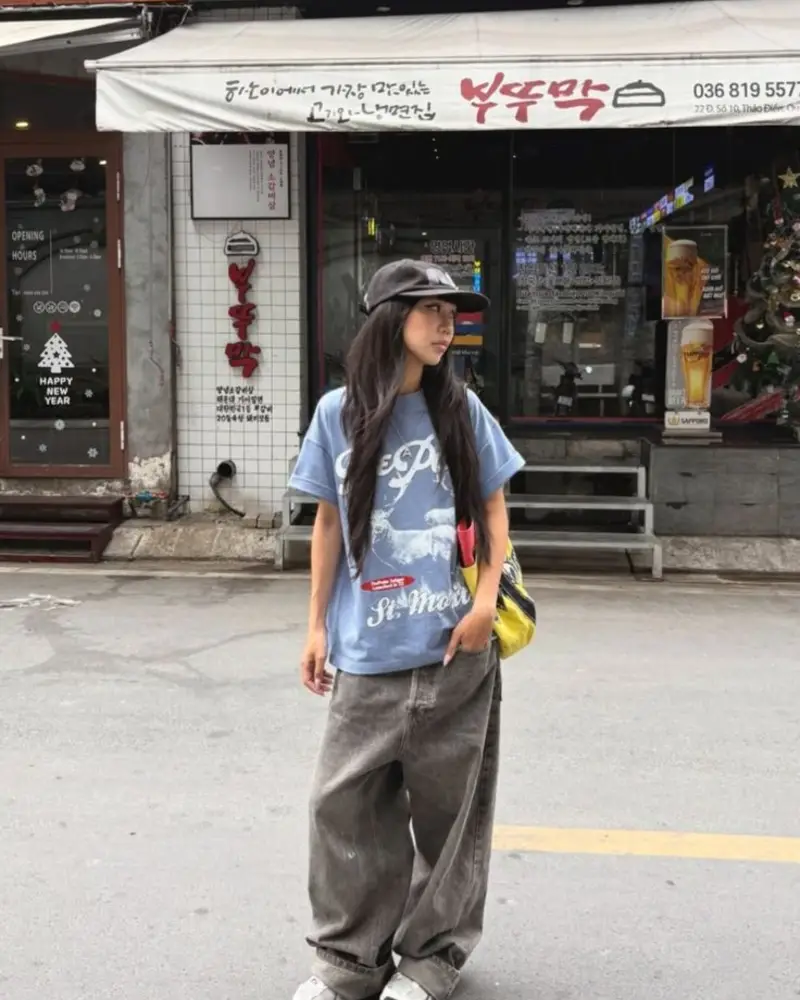 Blue Graphic Tee & Grey Wide-Leg Jeans