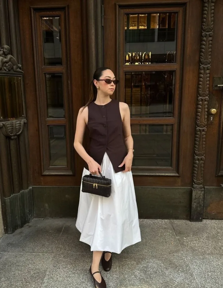 Brown Vest & White Full Skirt