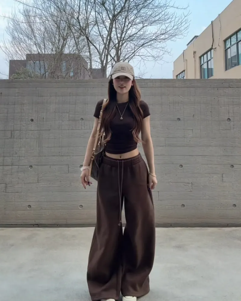 Chocolate Brown Cropped Tee + Wide-Leg Sweatpants