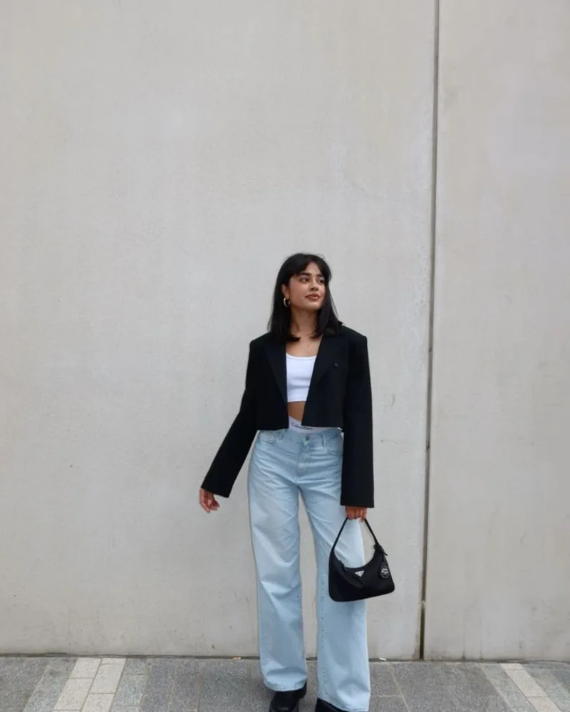 Cropped Blazer, Crop Top & Wide-Leg Jeans