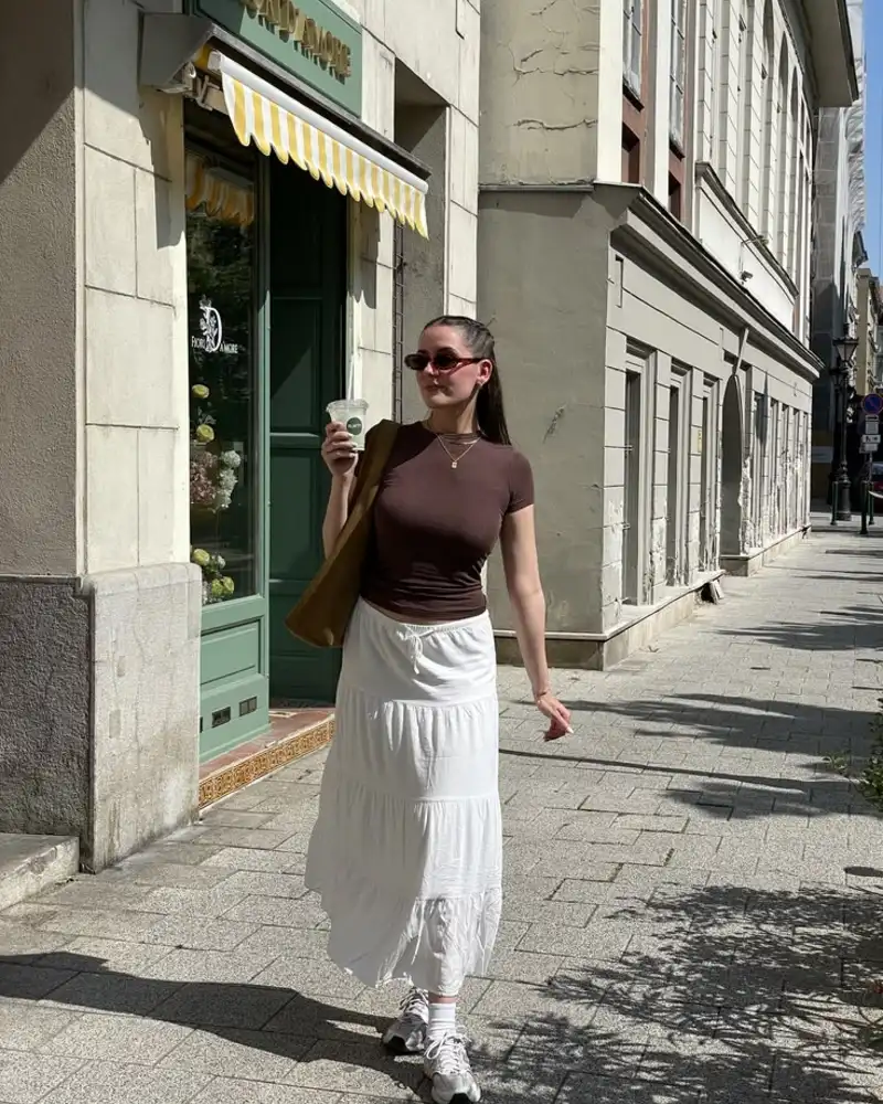 Fitted Tee & Tiered Maxi Skirt