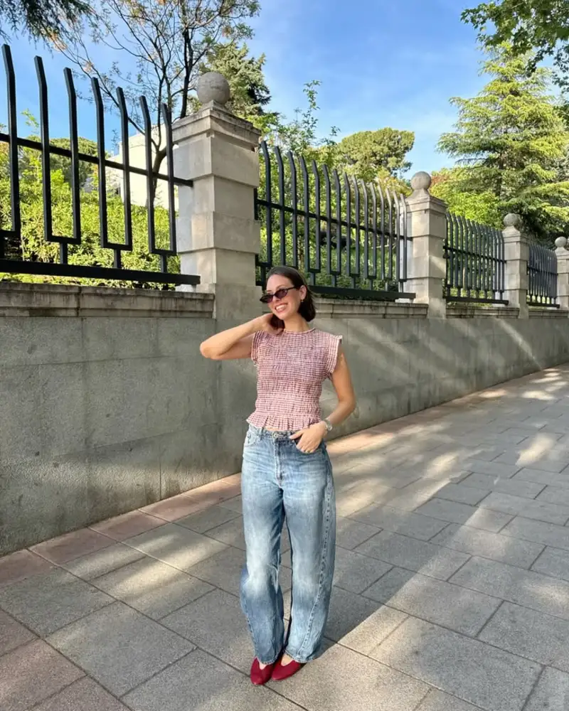 Gingham Peplum Top & Vintage Wash Jeans