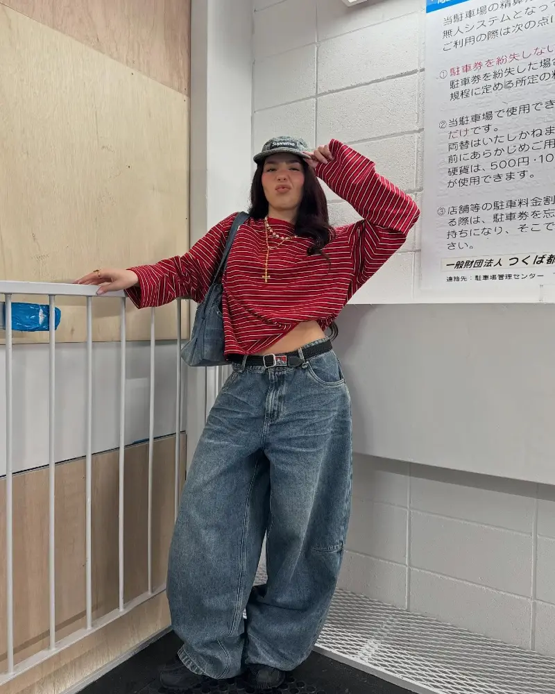 Striped Long-Sleeve & Barrel Jeans