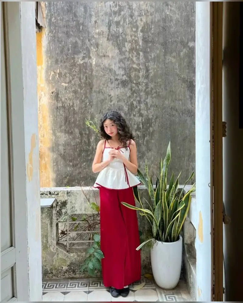 White Ruffle Cami & Maroon Wide-Leg Pants