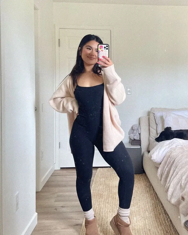 Blush Cardigan With Black Leggings