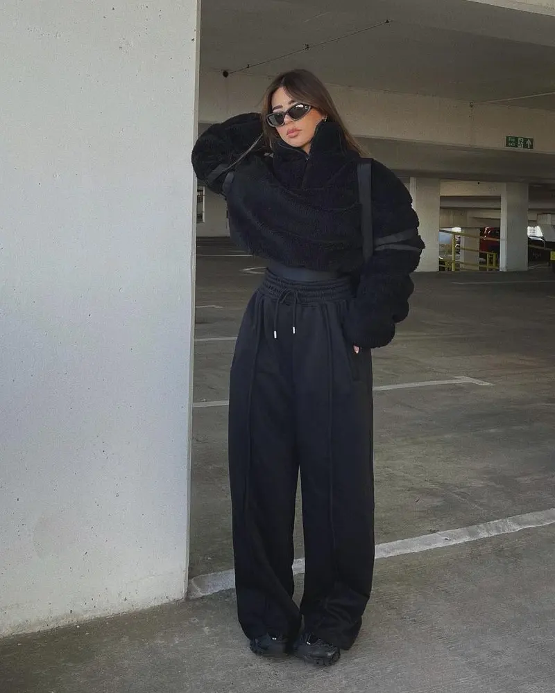 Keep the Silhouette Relaxed but Balanced