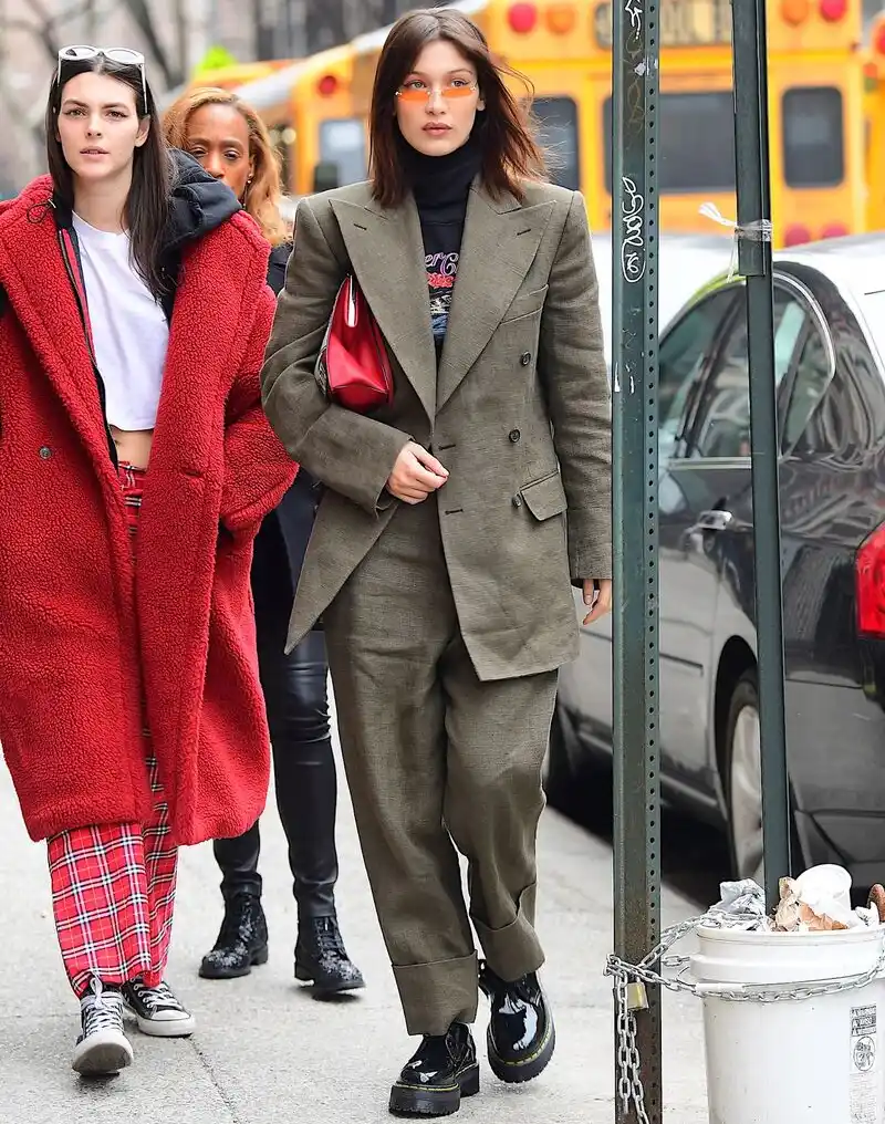 Oversized Suit With a Graphic Turtleneck