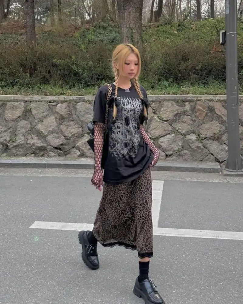 Skull Graphic Tee with Leopard Print Midi Skirt