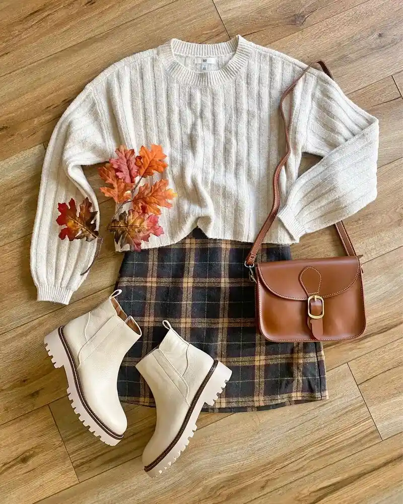 The Simple Formula Behind a Polished Pumpkin Patch Outfit