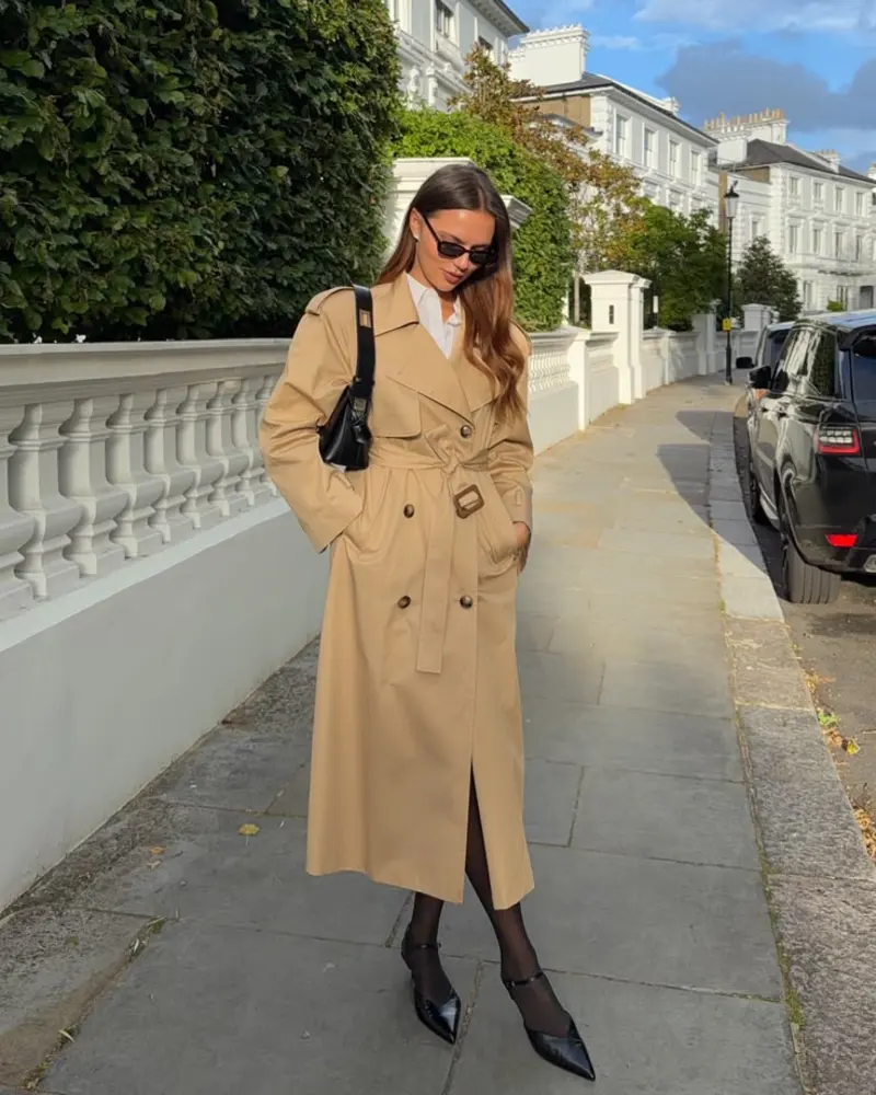 Camel Trench With Pointed Shoes