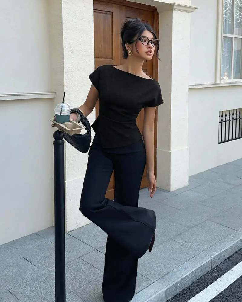 Fitted Black Top With Wide-Leg Trousers