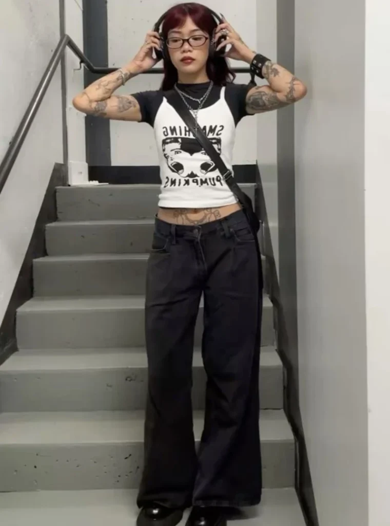 Graphic Raglan Tee With Wide-Leg Black Jeans