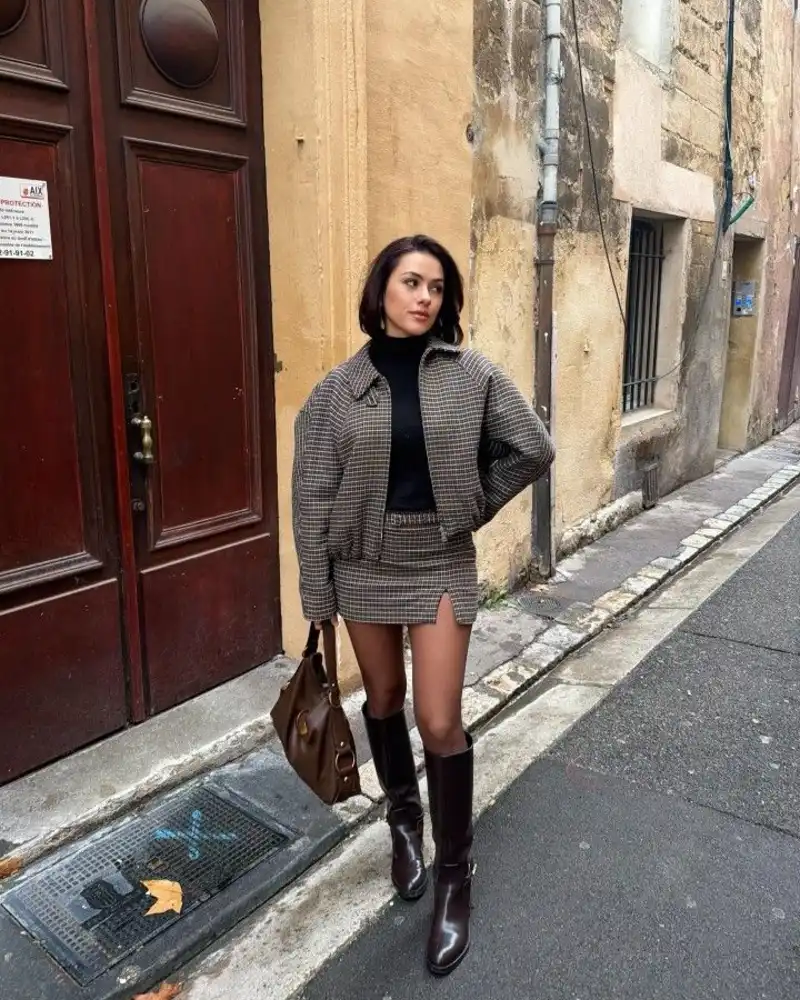 Gray Tweed Skirt Suit With a Black Turtleneck