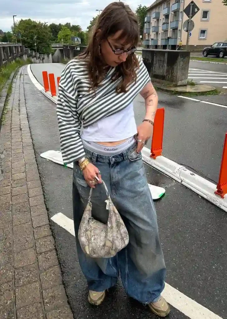 How Can You Make Layered Y2K Outfits Feel Modern