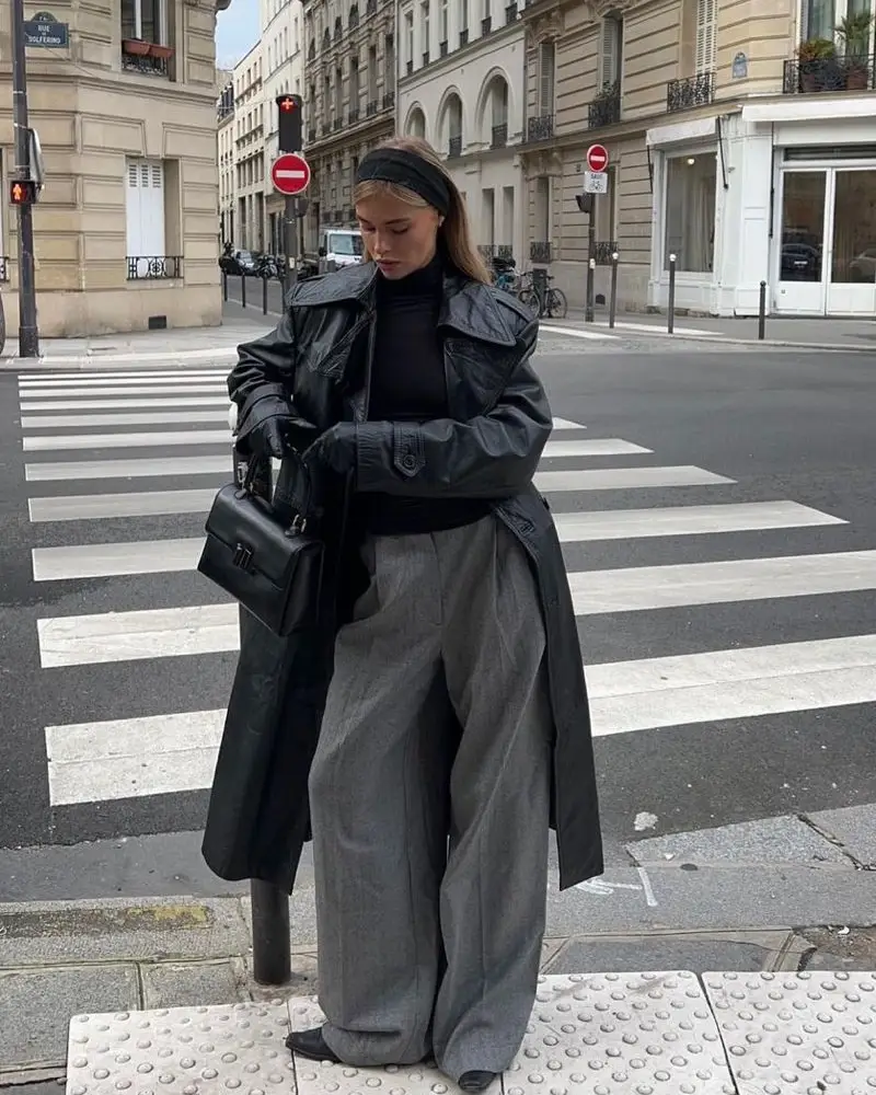  Long Black Trench With Loose Trousers