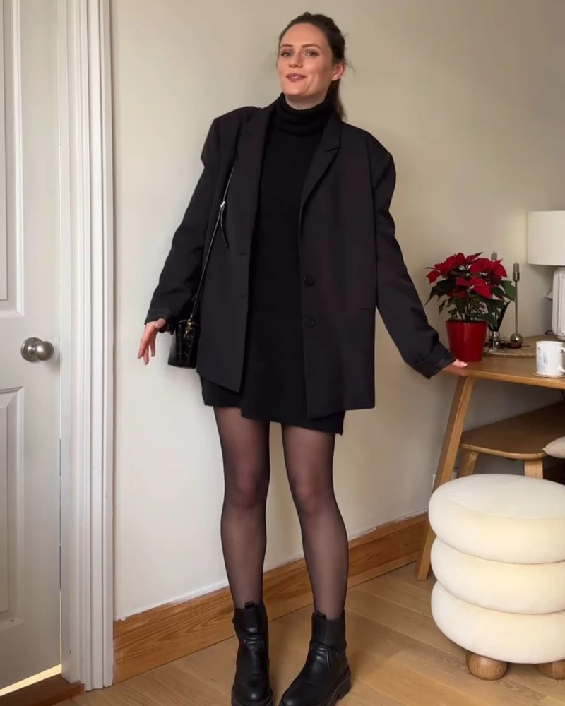 Oversized Black Blazer With a Mini Skirt