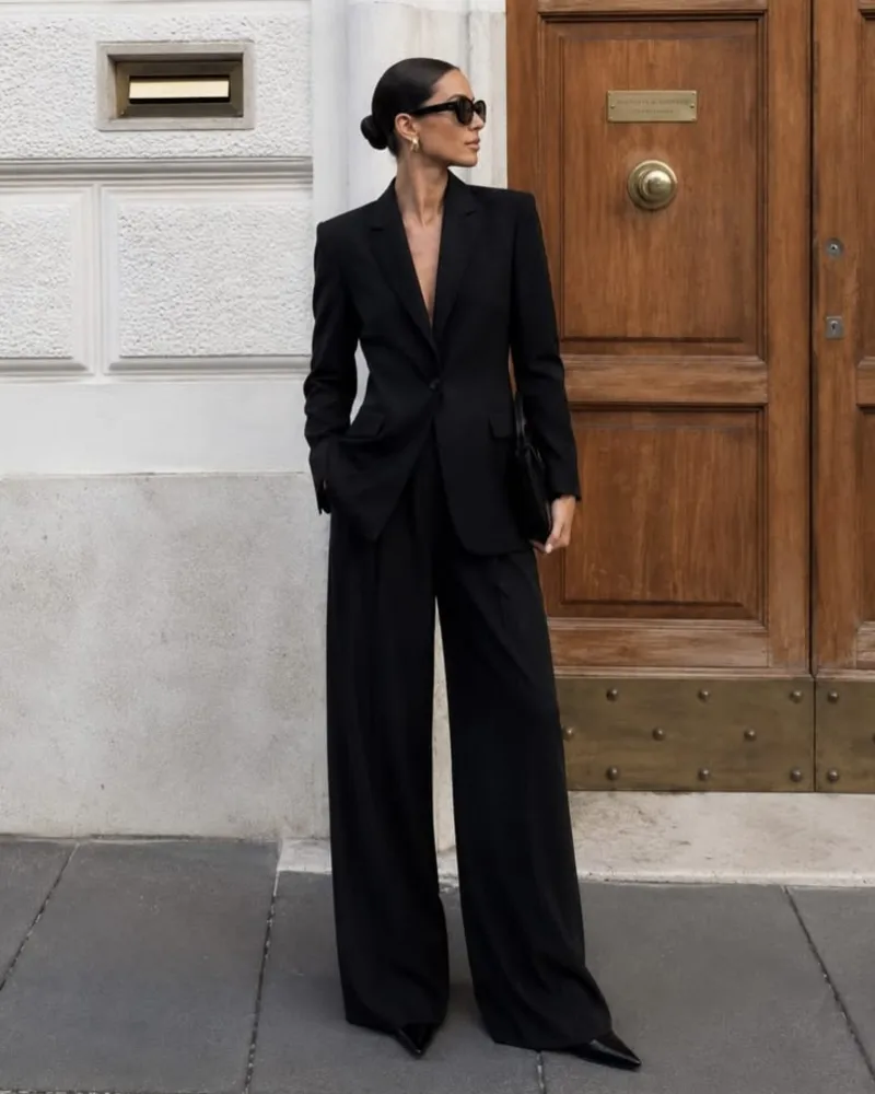  Relaxed Black Pantsuit
