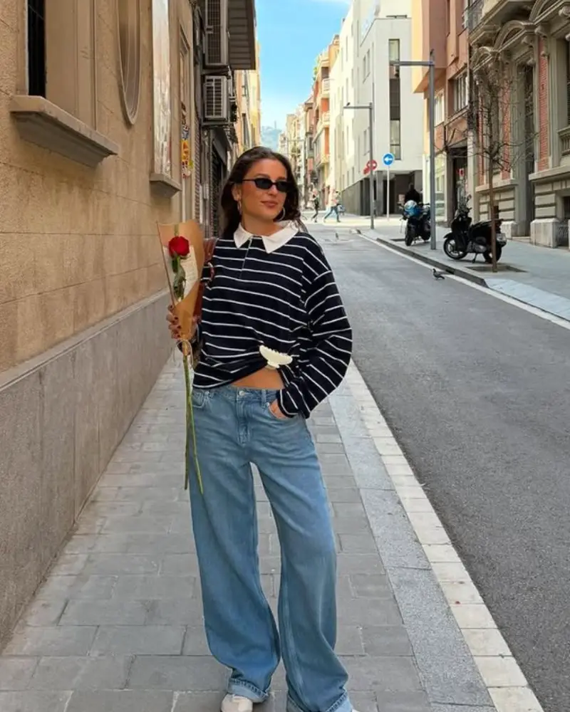 Striped Sweater With Baggy Jeans and Retro Sneakers