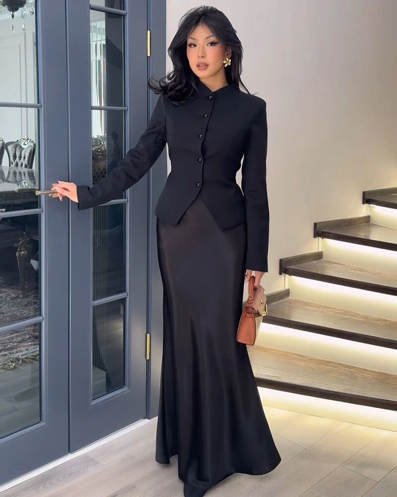 Structured Black Jacket With a Long Skirt