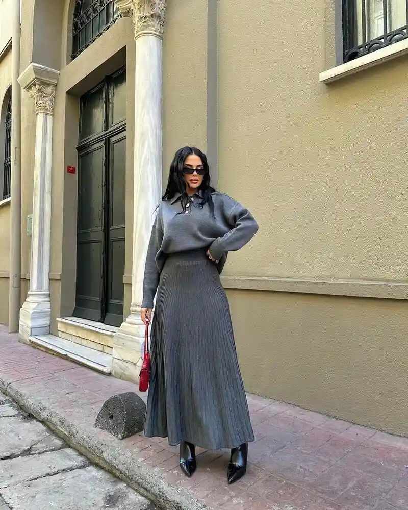 Tonal Grey Sweater With a Pleated Skirt