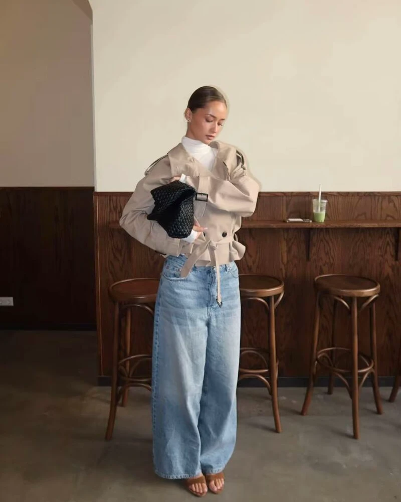 A Cropped Trench Defines Wide-Leg Denim