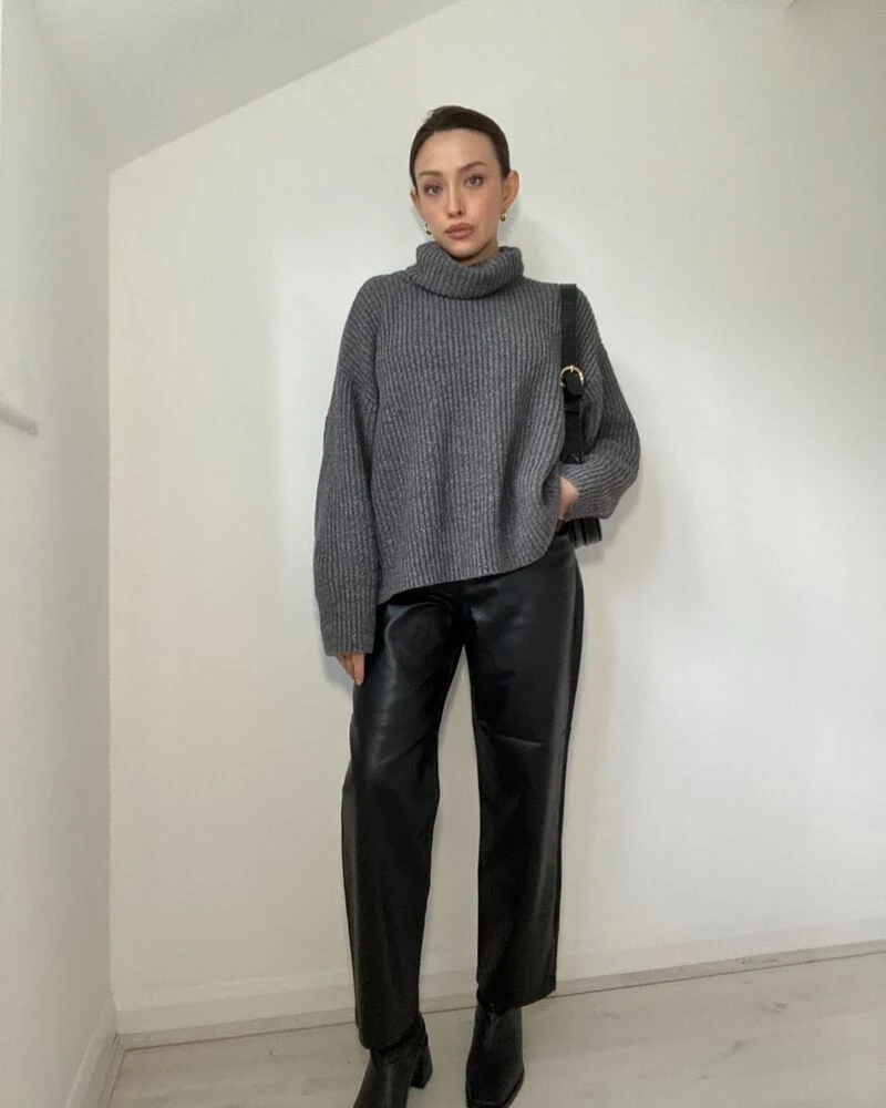 Oversized Jumper and Leather-Look Trousers