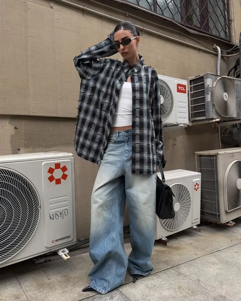 Oversized Plaid Shirt With Wide-Leg Jeans
